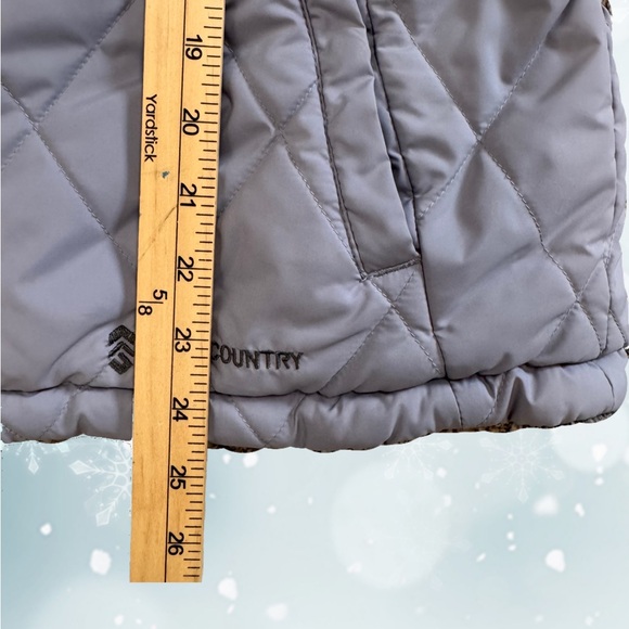 Free Country Women's Reversible Quilted Light Gray Vest - Picture 11 of 11